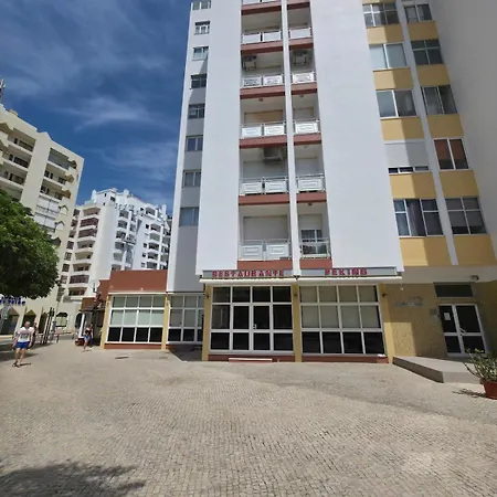 Casa Bella Breezy, 1 Minute Walk To Beach, Luxury Apartment *