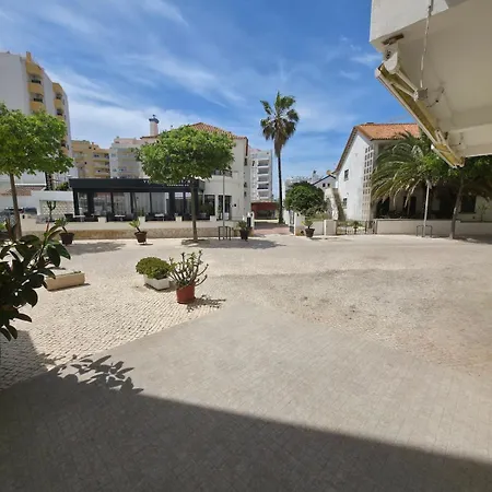 Casa Bella Breezy, 1 Minute Walk To Beach, Luxury 포티마오