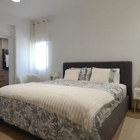 Casa Bella Breezy, 1 Minute Walk To Beach, Luxury 아파트 포티마오
